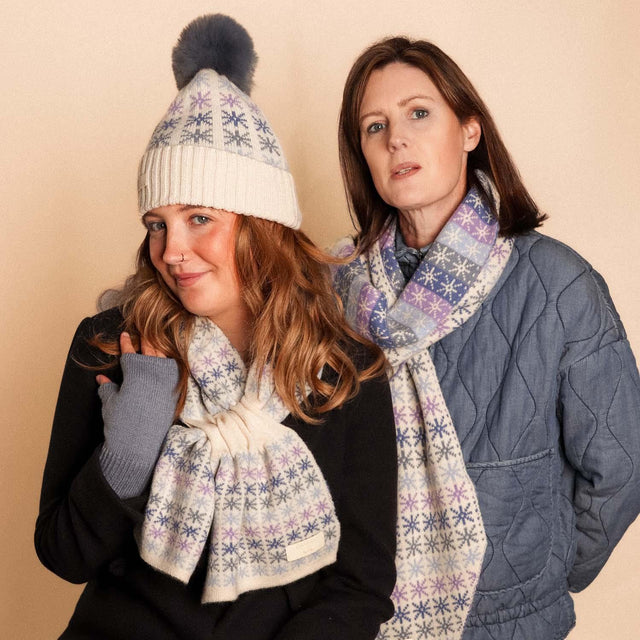 Blue Stars Pull Through Scarf