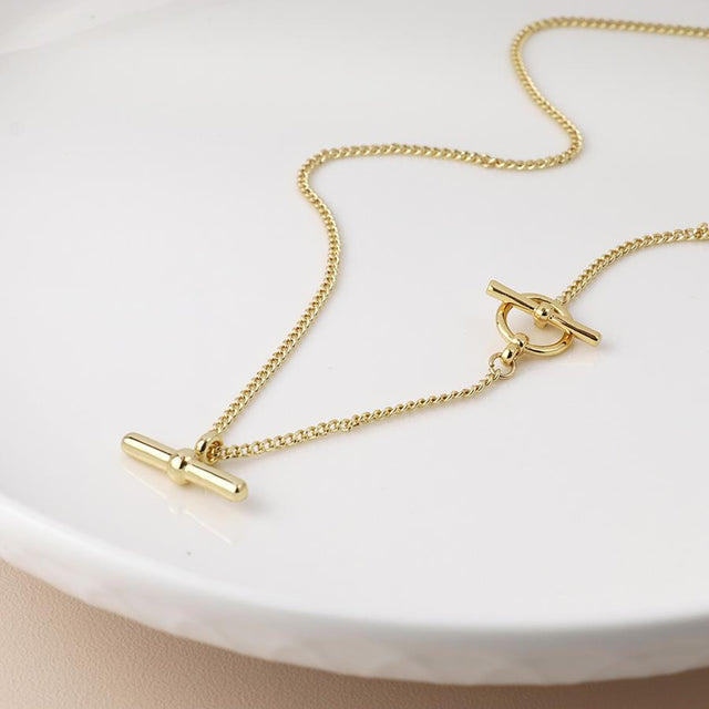 Faux Gold T Bar Pendant on Chain Necklace