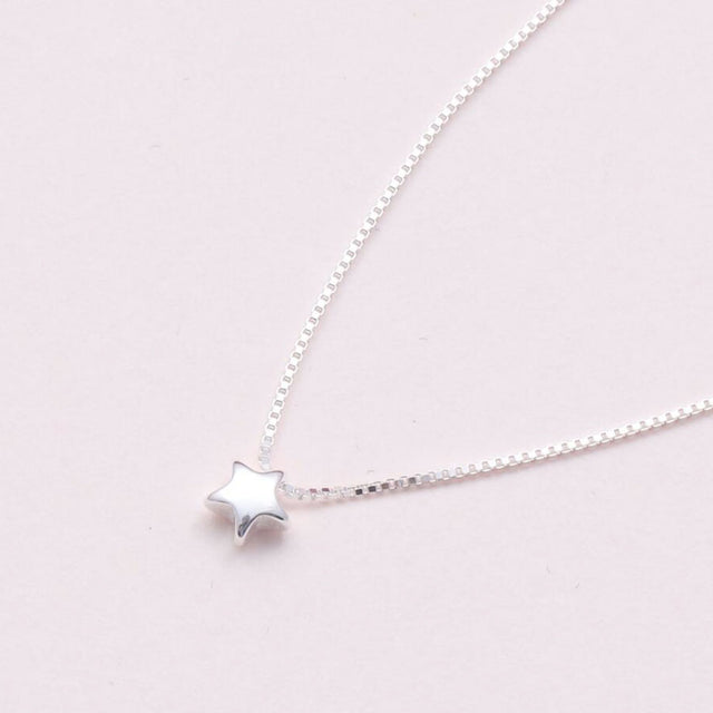 Attic Creations Silver A Star Is What You Are Star Necklace Close Up