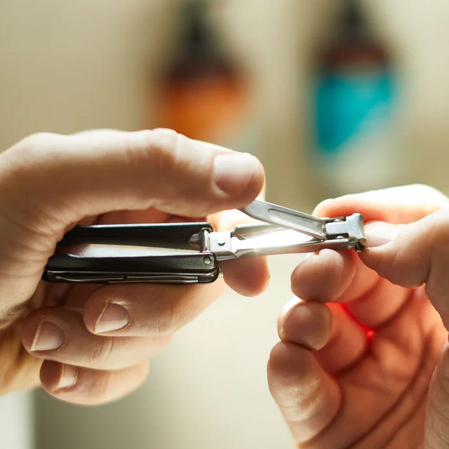 Mini Manicure Multi Tool Gentlemens Hardware