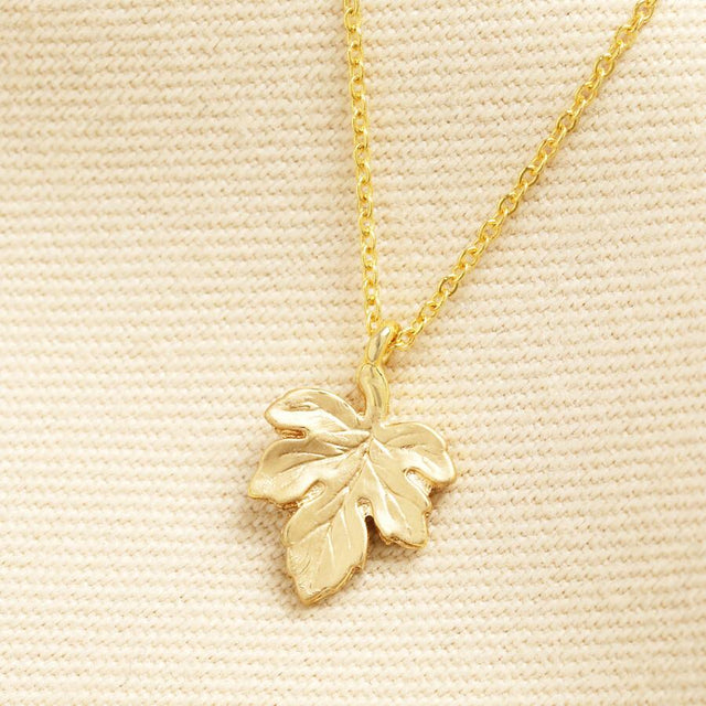 Leaf Pendant Necklace in Gold