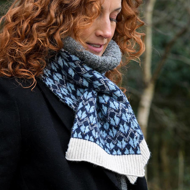 Navy & Cream Mix Flower Pull Through Scarf