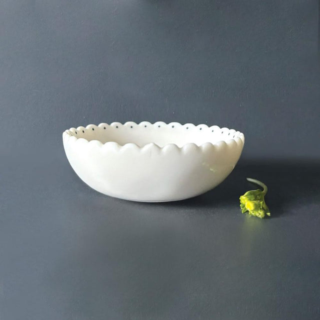 Mini Lovely Mum Scallop Porcelain Bowl Front Facing