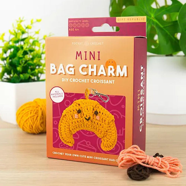 Crochet Croissant Keyring Kit