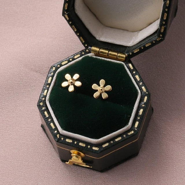 Friends Forever Little Flower Earrings in Gold