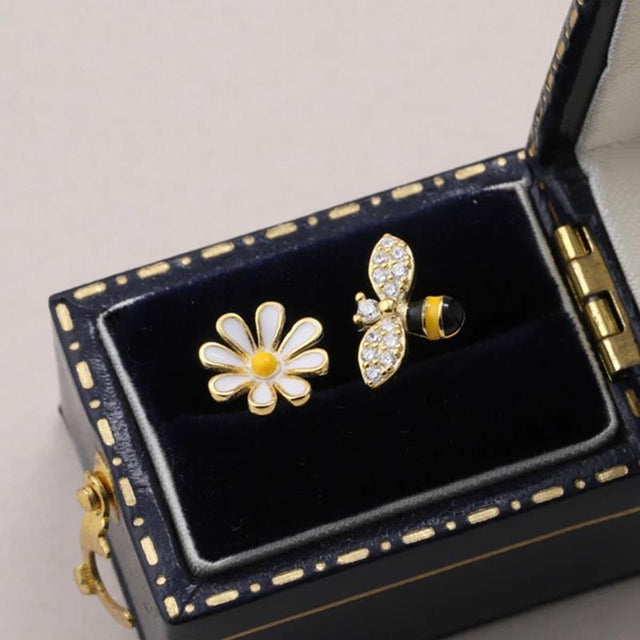 Friendship Bee & Flower Earrings in Gold