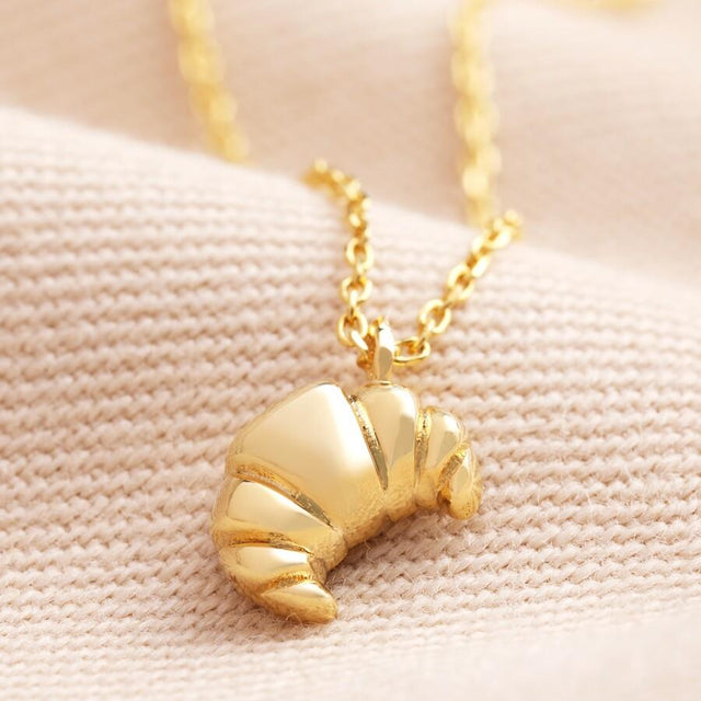 Croissant Pendant Necklace in Gold Lisa Angel