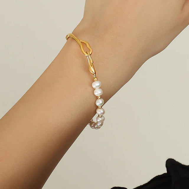 Asymmetric Pearl Boho Bracelet in Gold