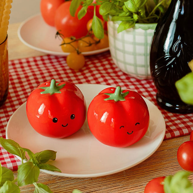 Tomato Salt & Pepper Shakers in Situ