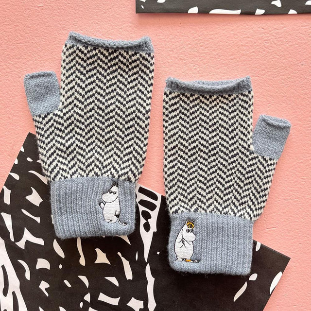 Moomin Herringbone Fingerless Gloves Close Up