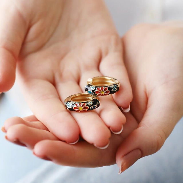 Lisa Angel Black Cloisonné Hoop Earrings in Gold in Hands