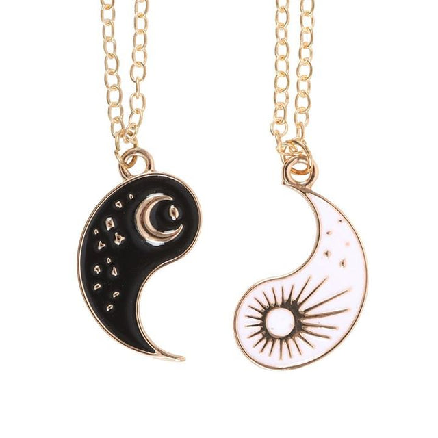 Pair of Yin Yang Best Friend Pendant Necklaces Split